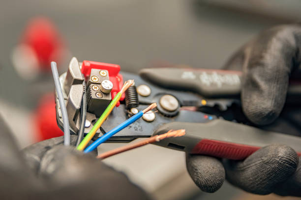 Best Affordable Emergency Electrician  in Kirbyville, TX